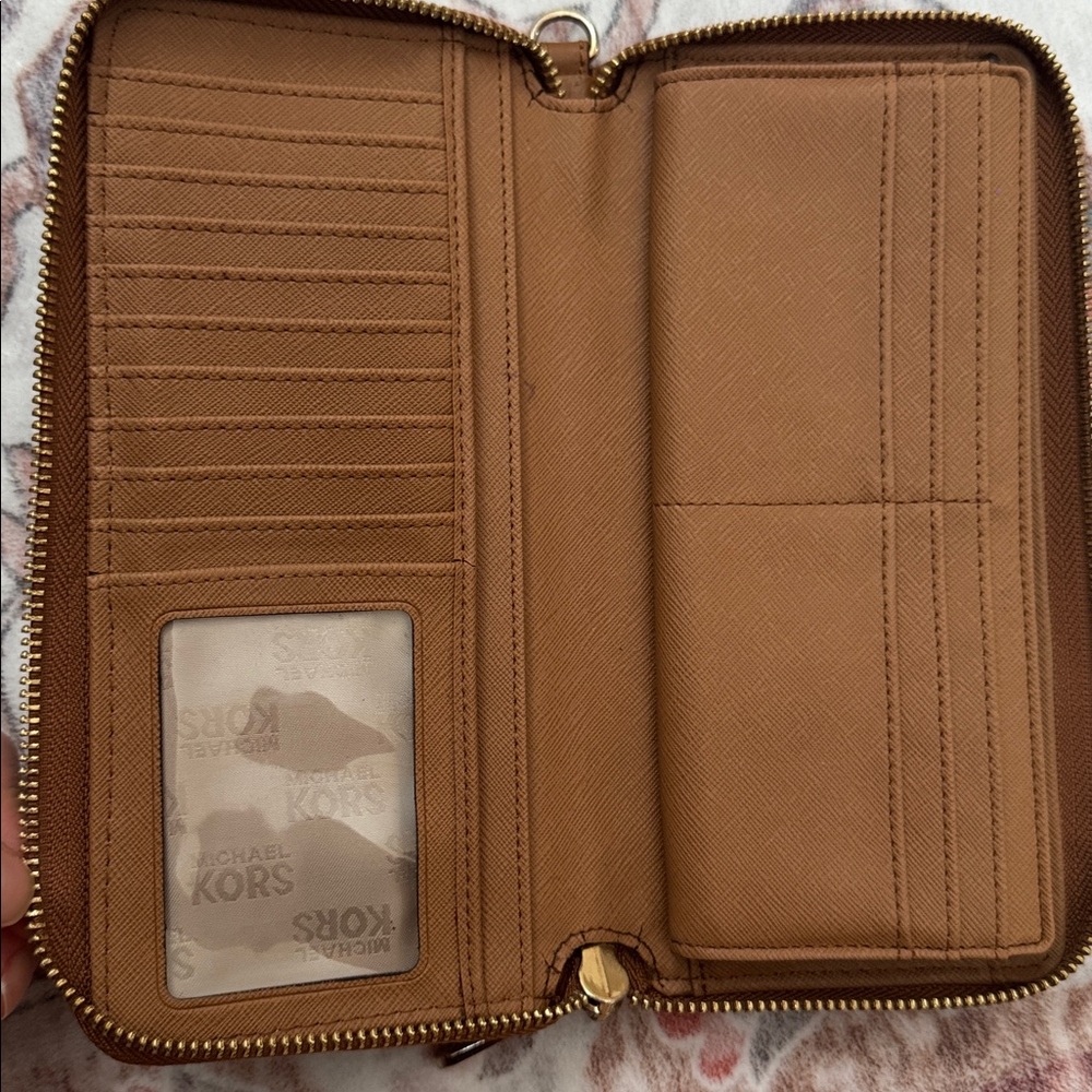 Michael Kors Blue and Tan Logo Wallet - Picture 11 of 14